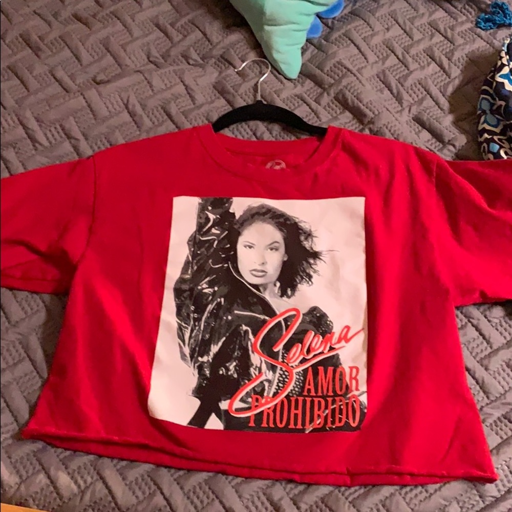 Selena Quintanilla crop t shirt
